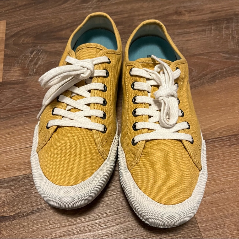 SeaVees Monterey Sneakers Women’s 7.5